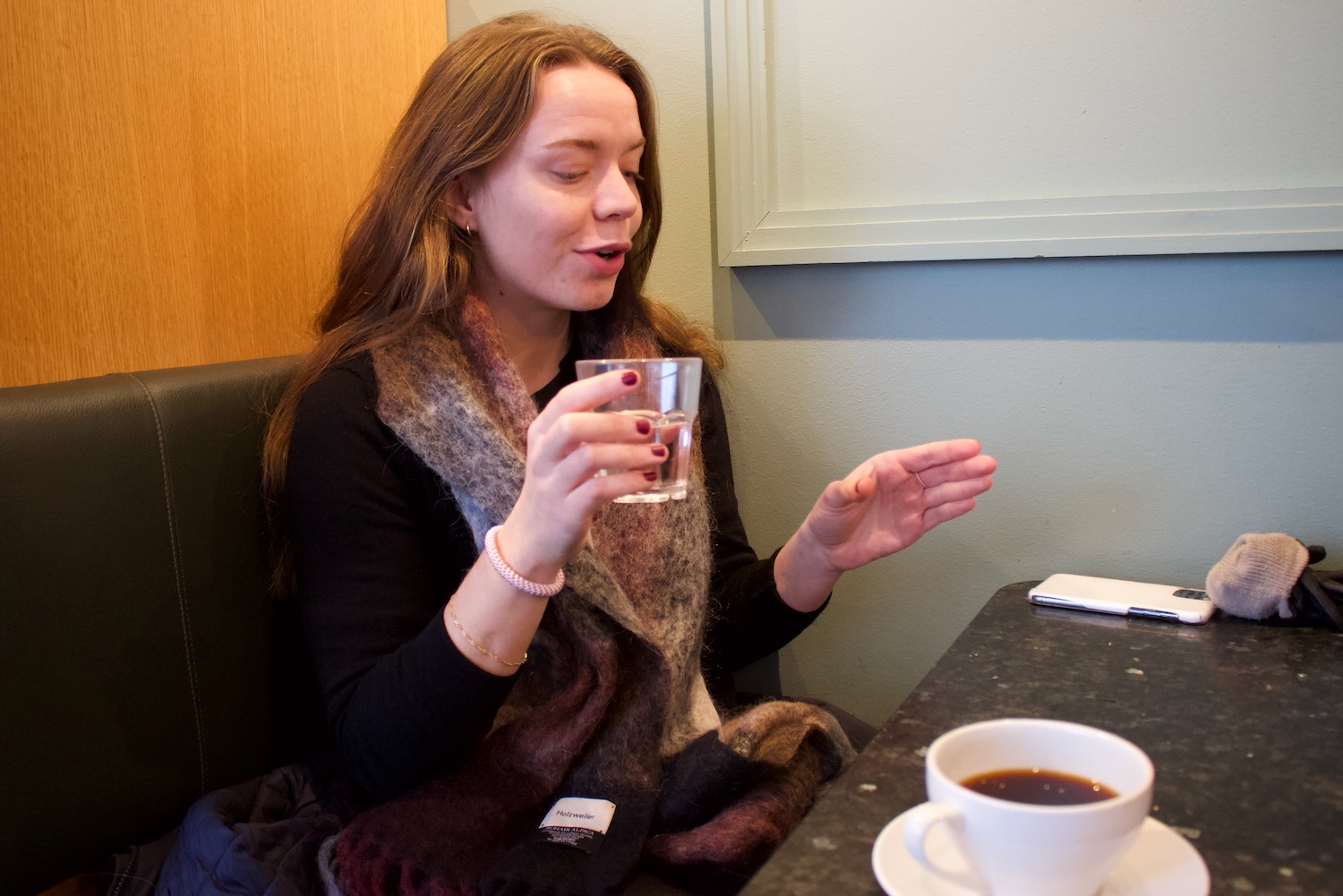 Haaland møter oss på Kaffebrenneriet 