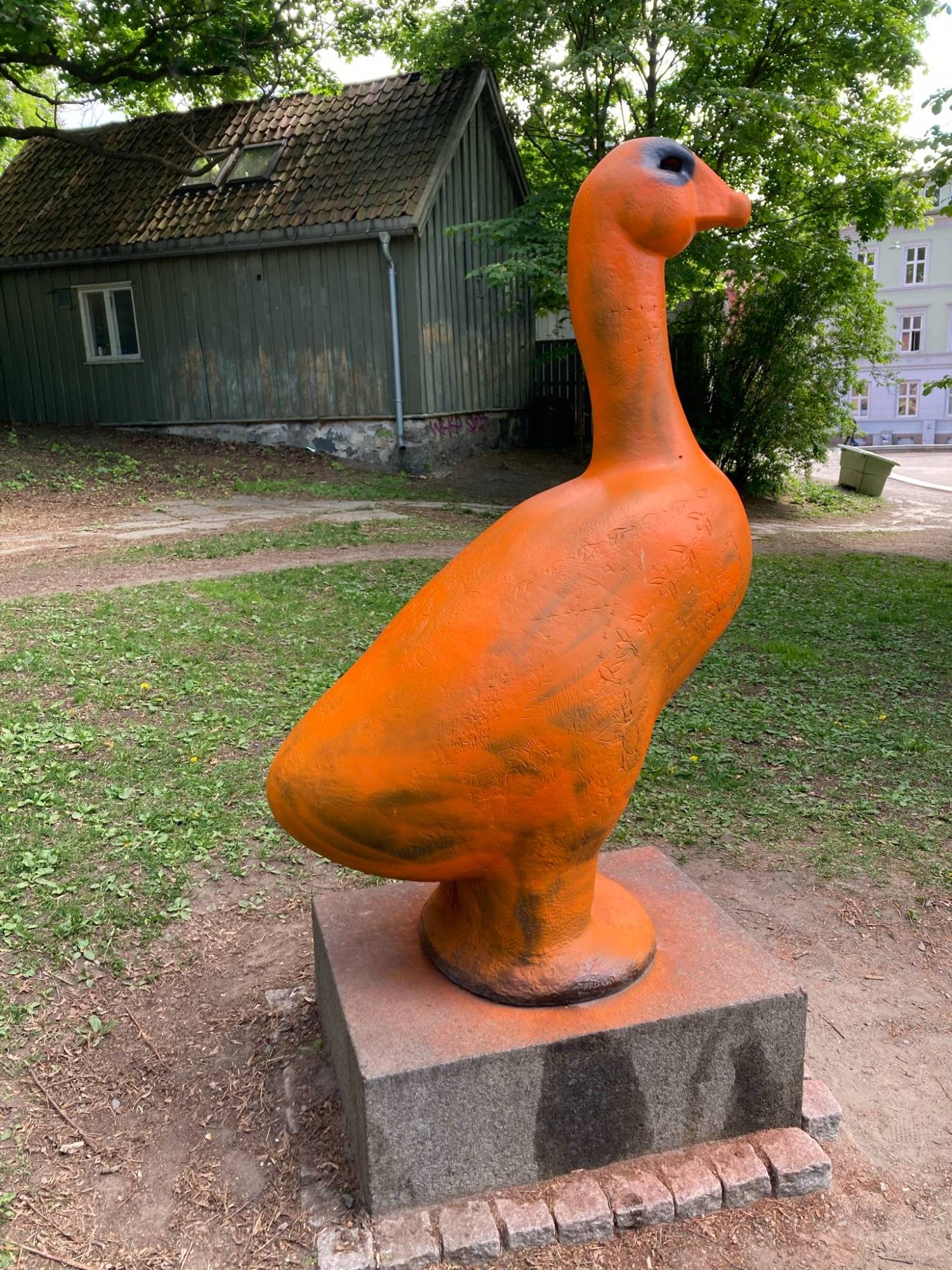 Gåsa ved damstredet - oransjemalt