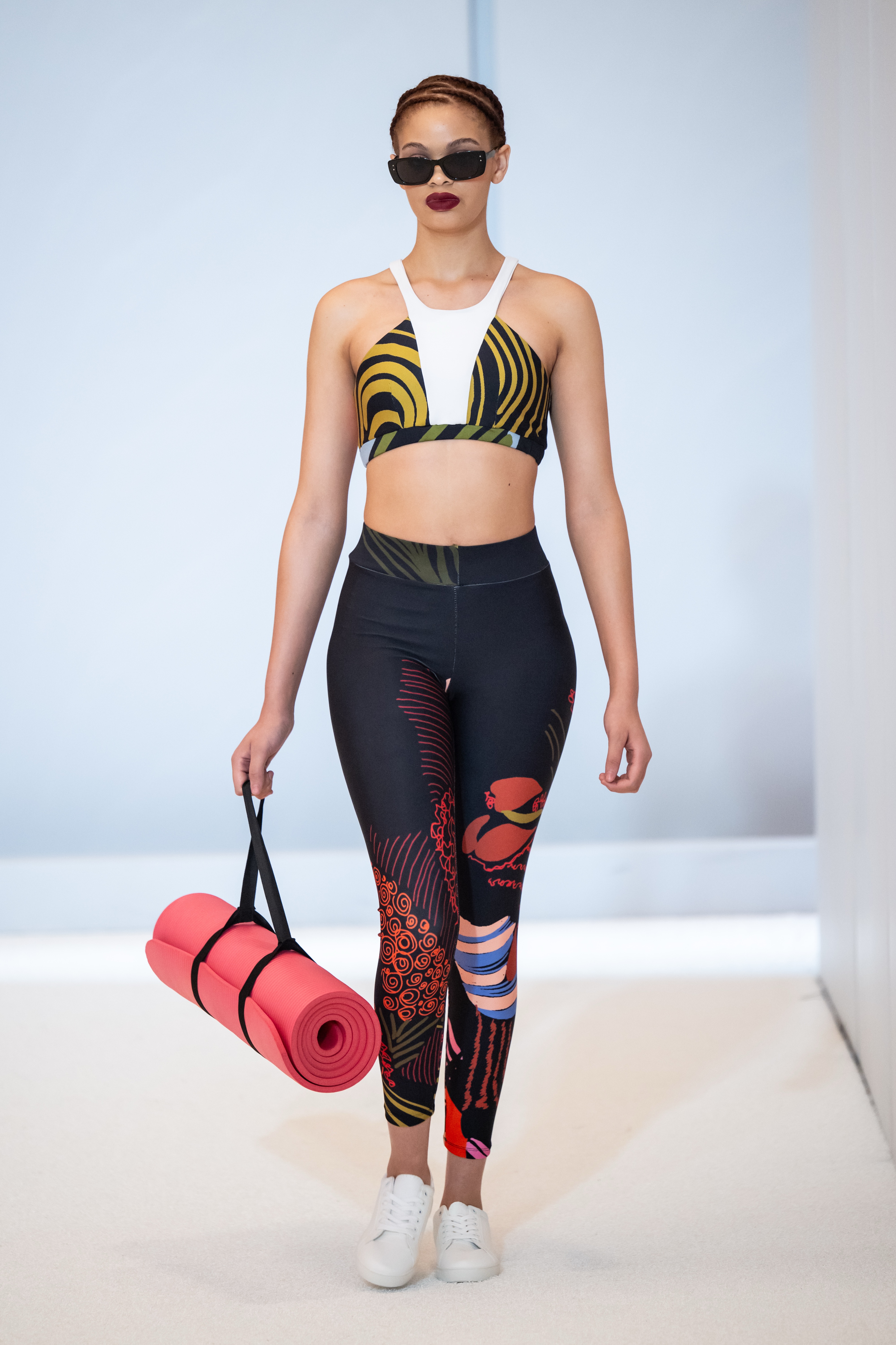 E-mania fashion week