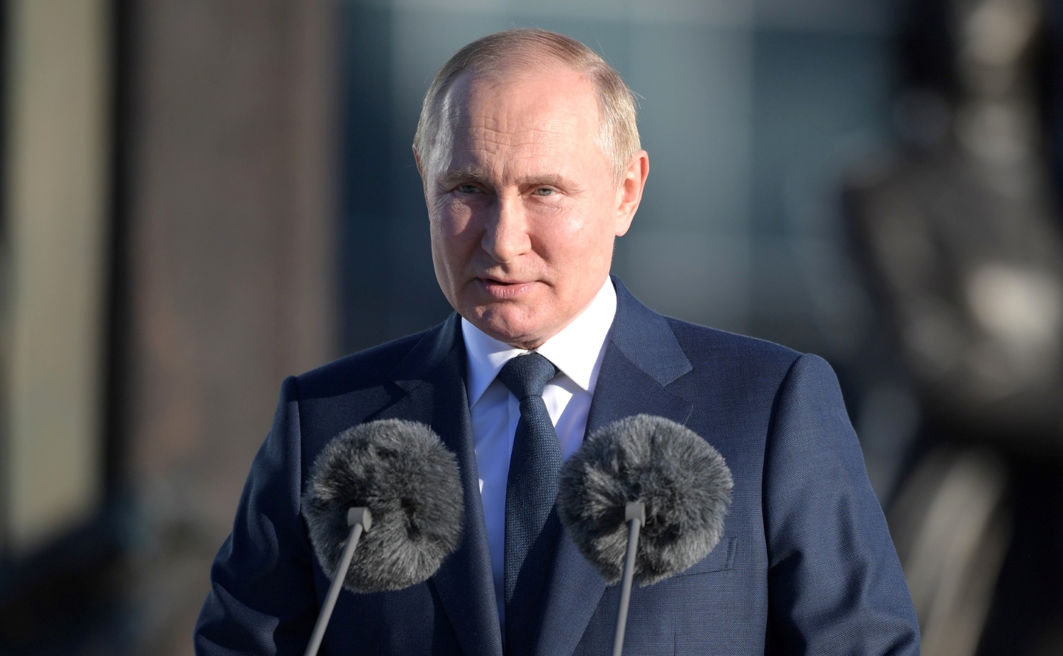 Vladimir Putin på talerstolen