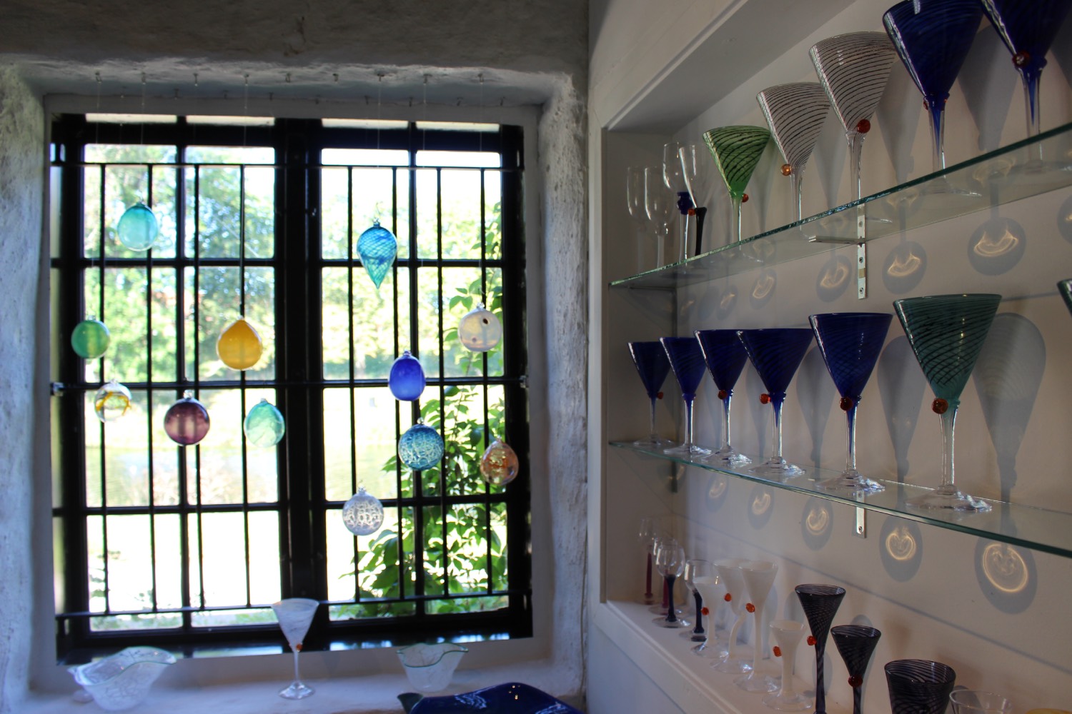 Glass utstilt i Glasshytta Fredrikstad