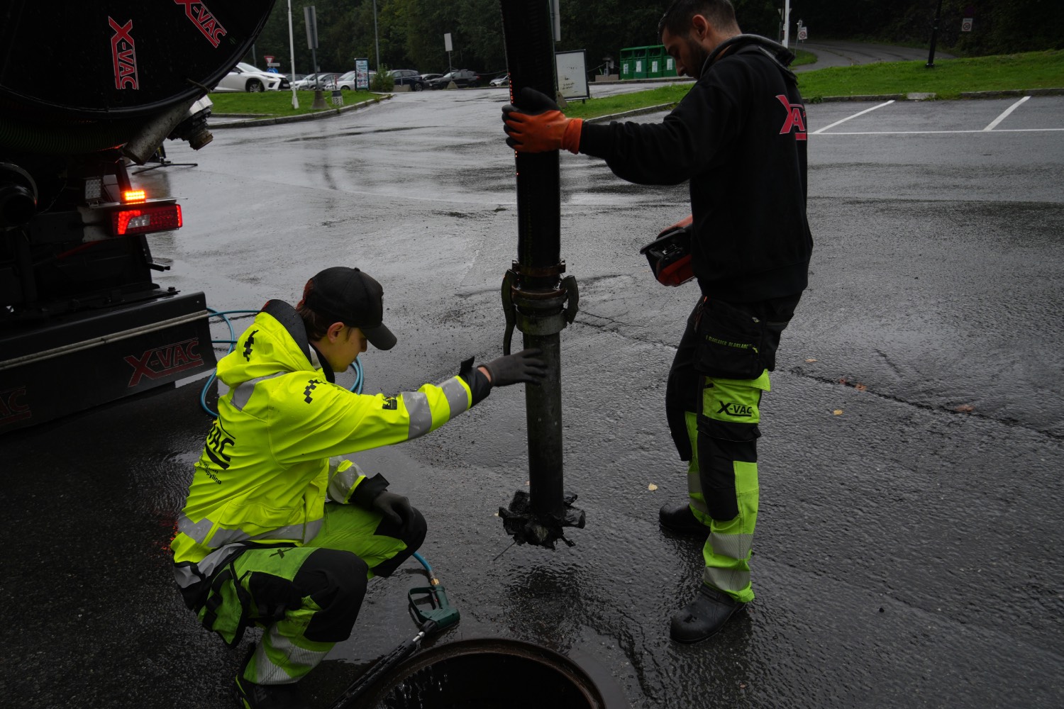 Felix og Tobias jobber sammen