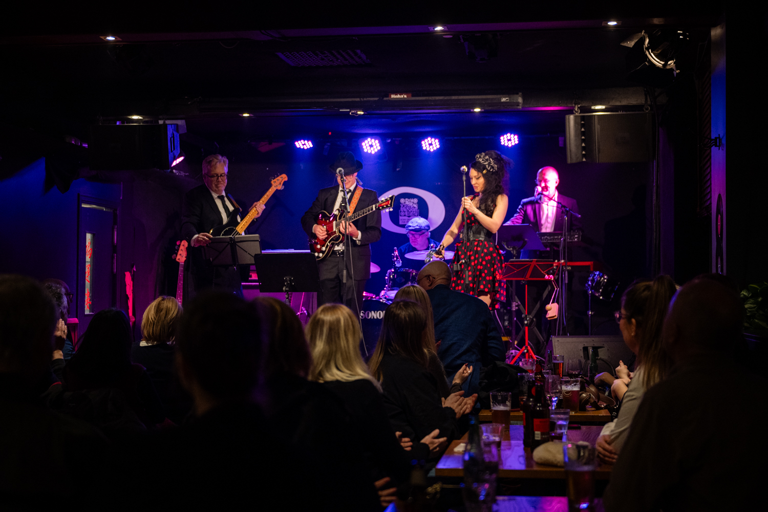 Vintage Winehouse tett på publikum.