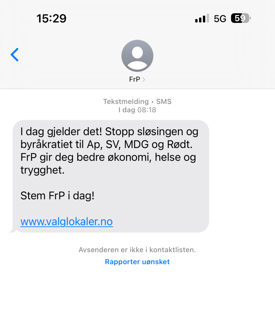Viser en tekstmelding sendt ut fra FRP på valgdagen. 