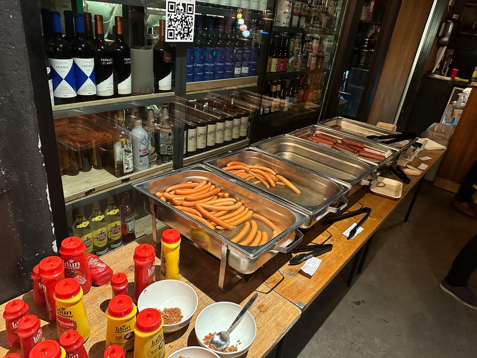 pølseservering på kultuhusets valgvake