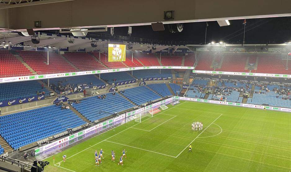 Folketom supporter-tribune for Rosenborg under cupfinalen