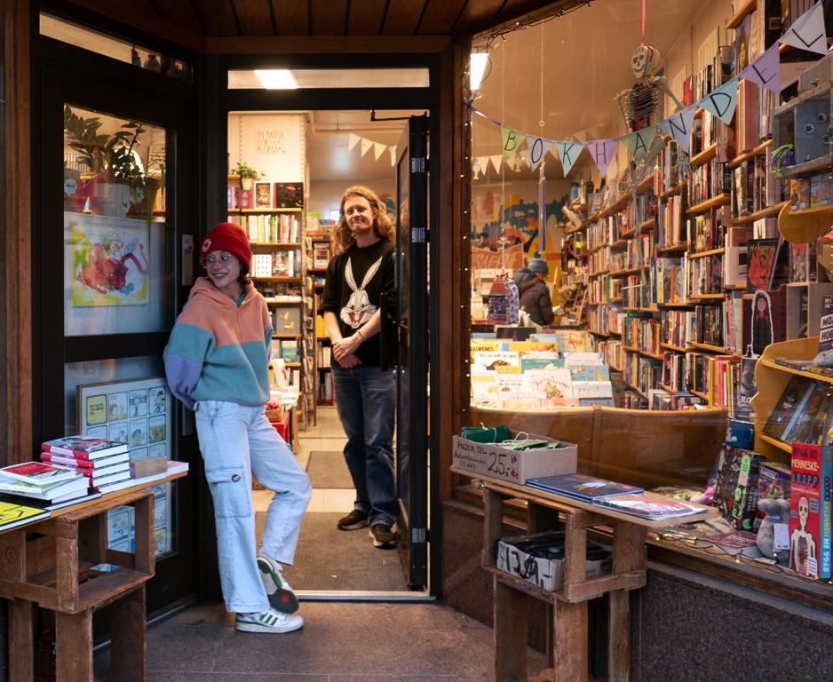 Angelique Heggheim og Espen Munkebye eier og driver Sagene Bokhandel
