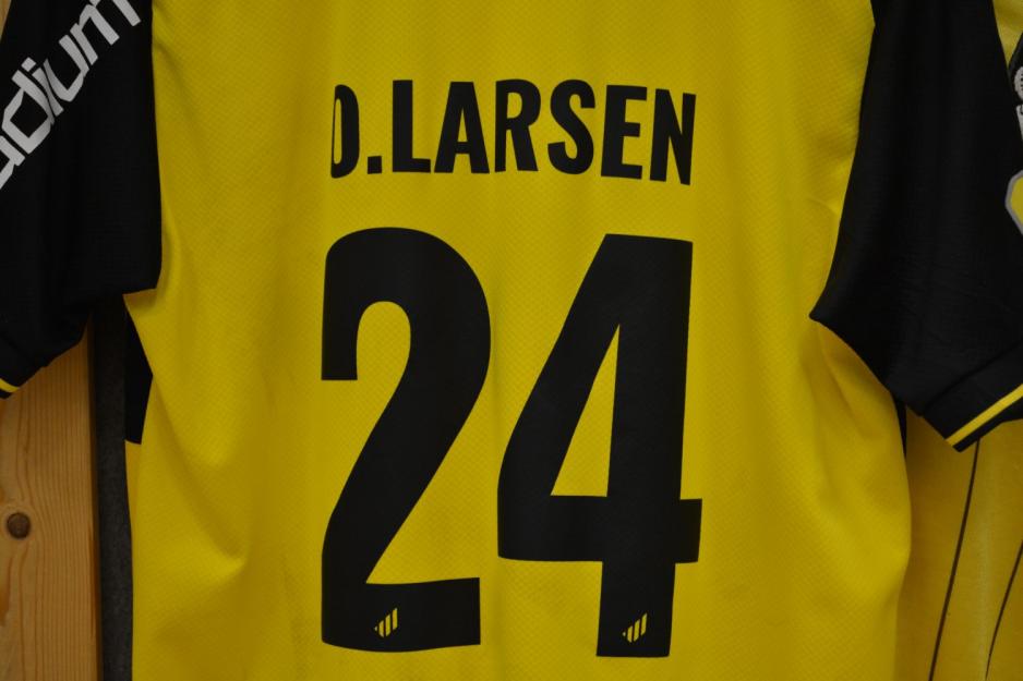Olden Larsen fotball drakt
