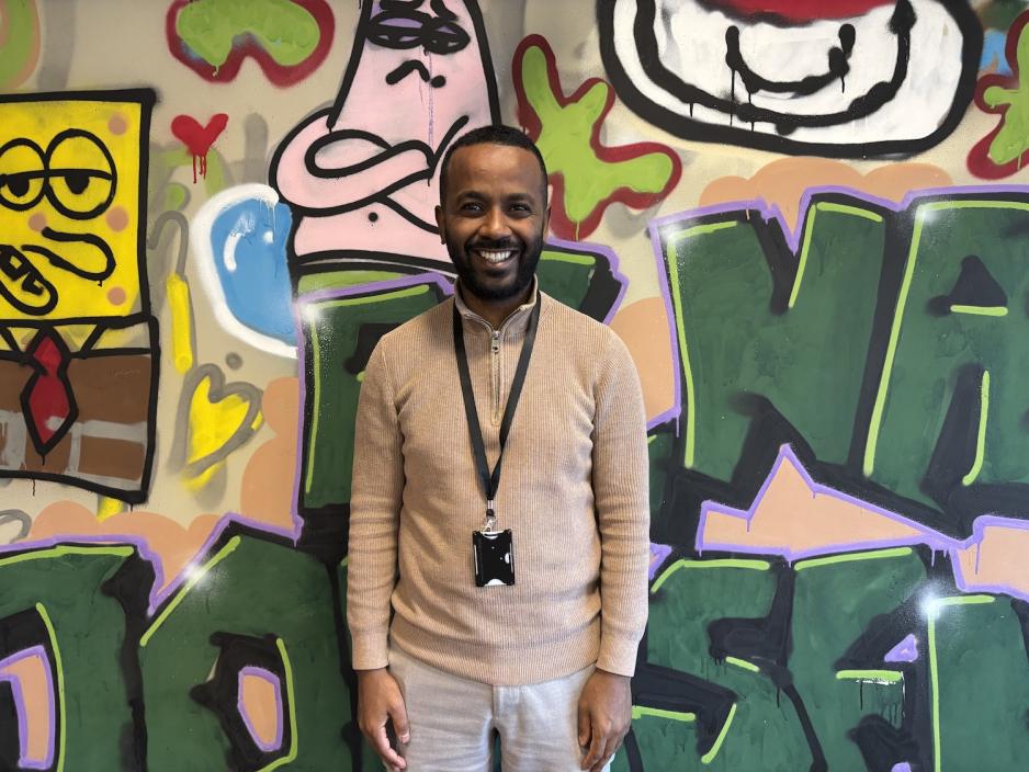 Nahom Haile Jonas på Alna bydelshus