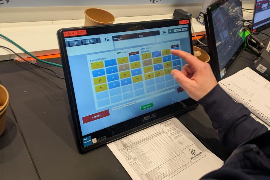 plotter som f&oslash;rer statistikk