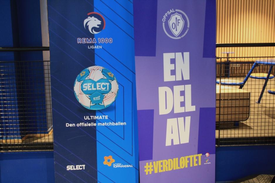 Plakater fra Oppsal Arena