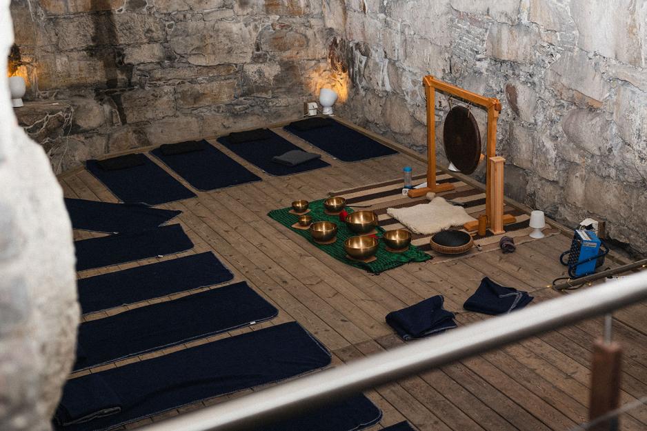 Rommet som lydbadet arrangeres i