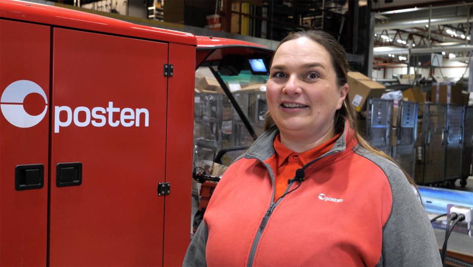 dame smil posten r&oslash;d