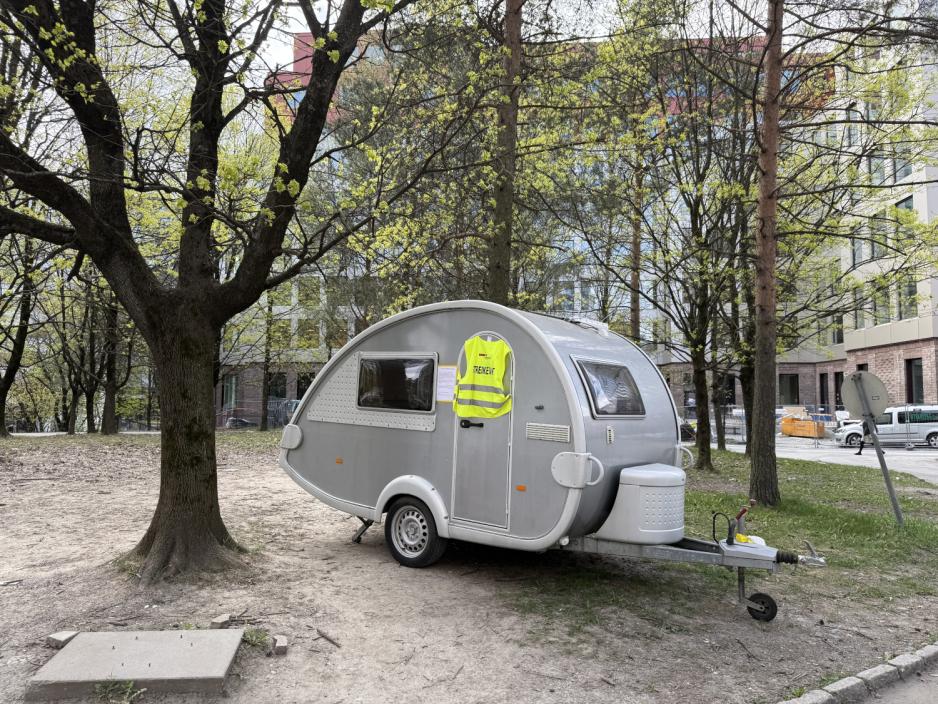Streikernes Campingvogn utenfor Scandic Helsfyr