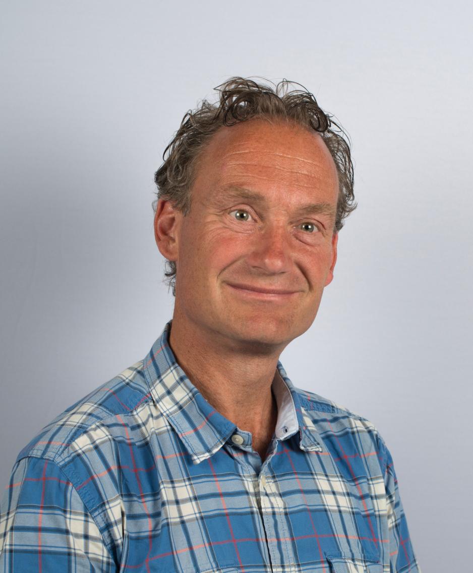 &Oslash;ystein Flagstad, seniorr&aring;dgiver i Rovdata, portrettbilde
