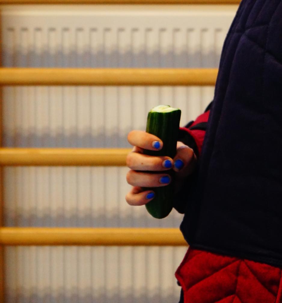 Noen spiser agurk i pausen
