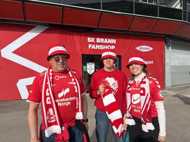 Brann supportere p&aring; cupfinalen for kvinner p&aring; Ullev&aring;l stadion