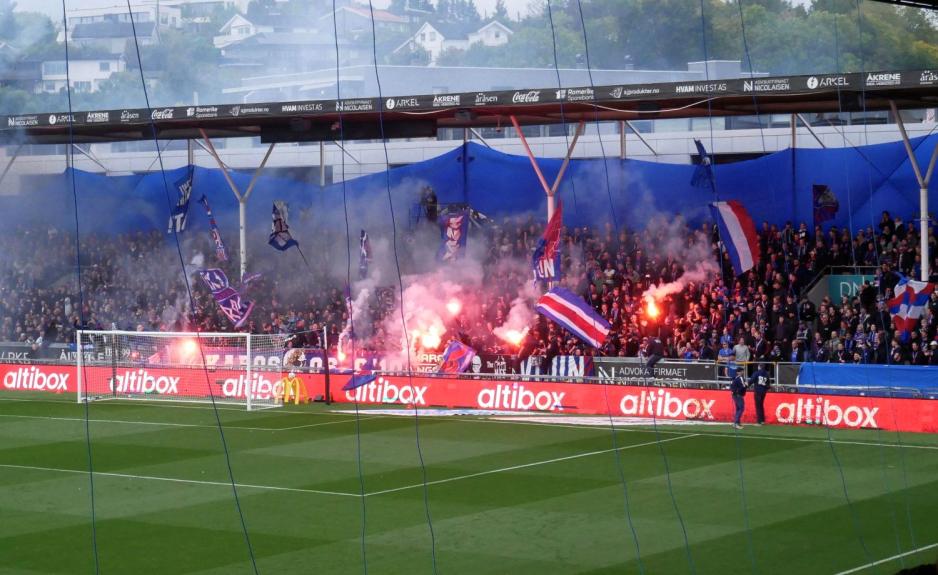 VIF på tribunen