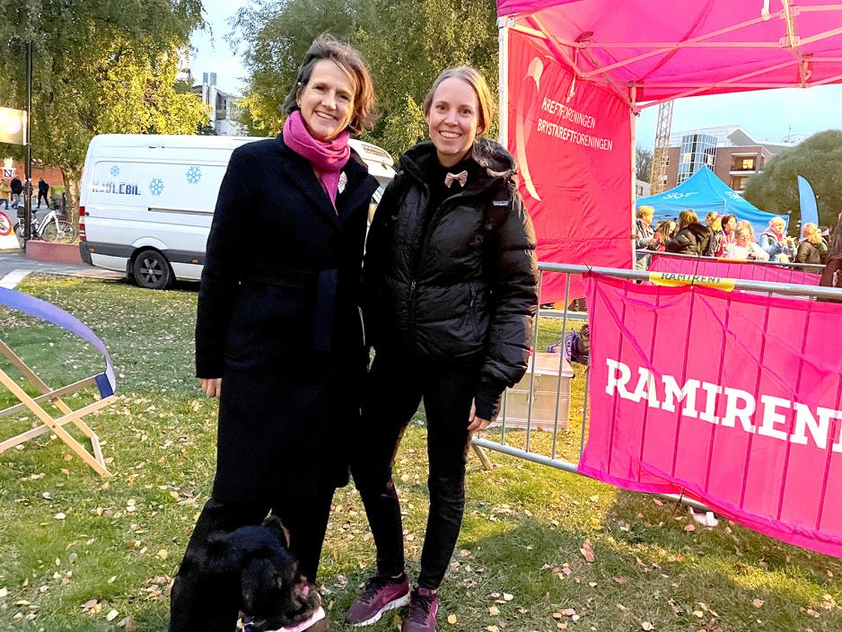 aksjonsleder marit sophie egge og kommunikasjonsansvarlig, Katrine BArli, sammen med hunden juli.