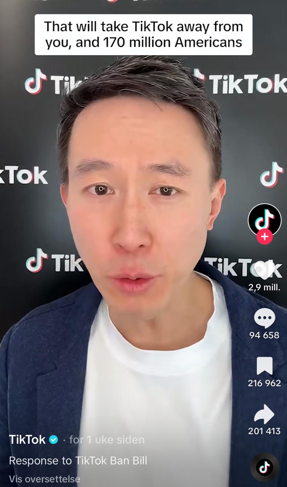 Bildet viser en skjermdump fra TikTok. Shou Zi Chew er i bildet og snakker til sine følgere om den nye loven. 