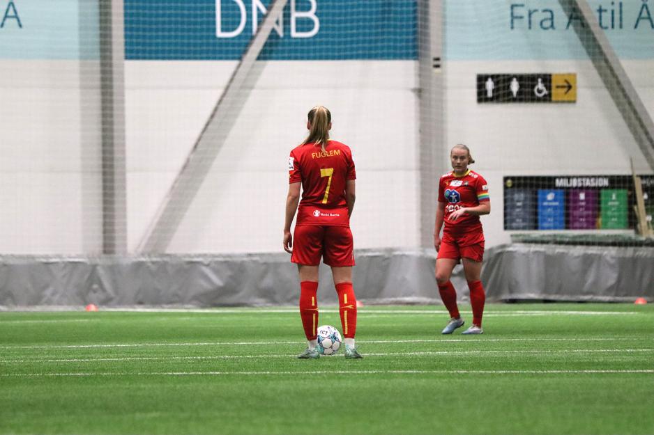 Oline Fuglem mener det er viktig å ta de små seierne underveis. Bildet er tatt fra kamp mot Lillestrøm. Foto: Erling Løkken