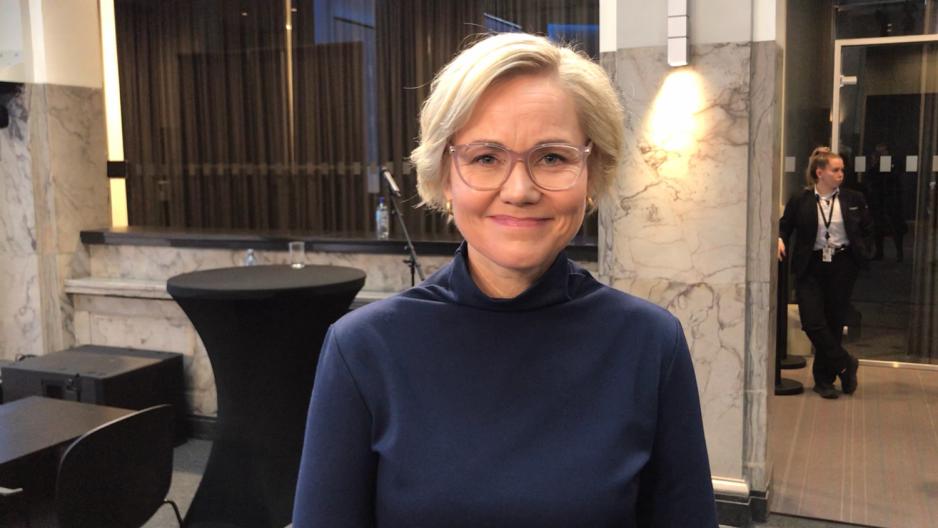 Bilde av Helseminister Ingvild Kjerkhol etter pressekonferansen