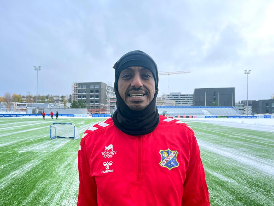 Abraham Tsheaie på fotballbanen