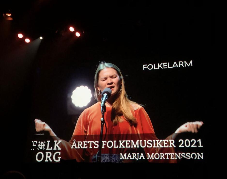 Bilde av sørsamisk artist Marja Mortensson. 