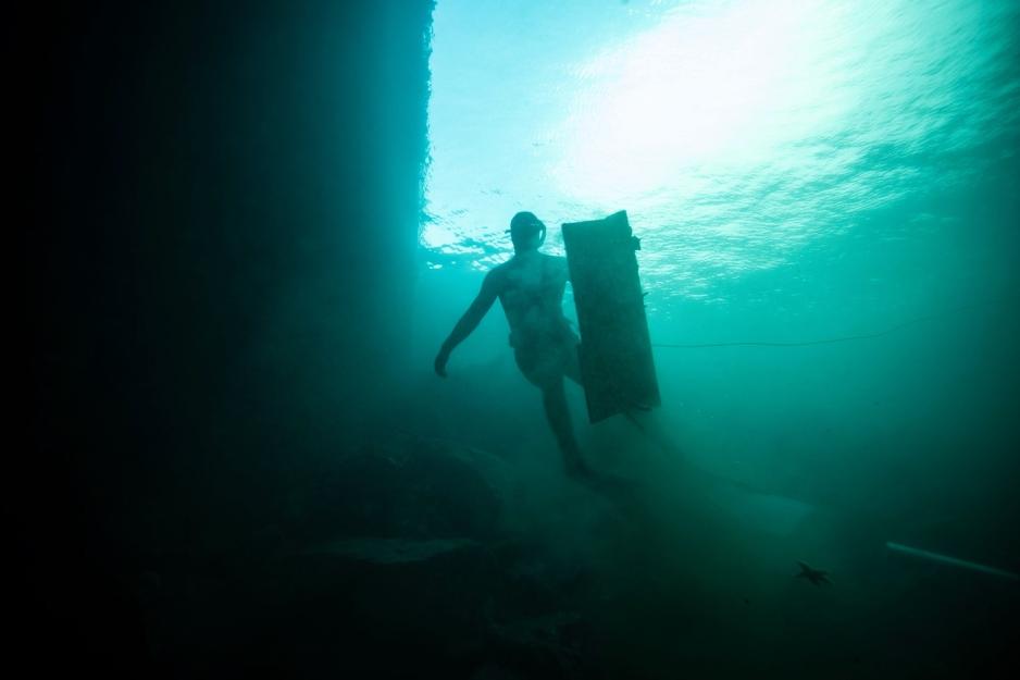 Bilde av en dykker i havet