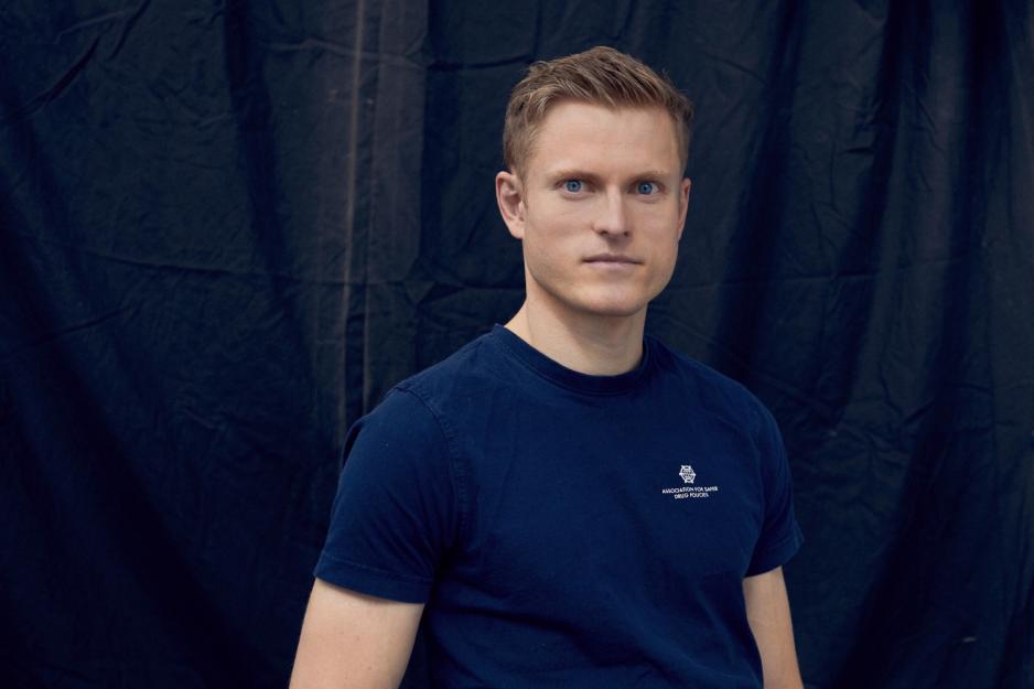 Mikkel Ihle Tande er leder i Tryggere Ungdom, og kjemper for å få rusreformen gjennom.