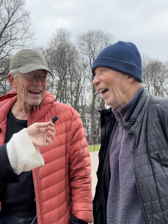 Per bruker ordet "sta" til å beskrive menn.
