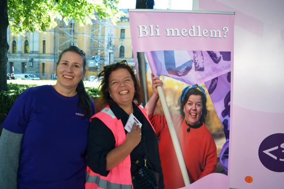 Else Kåss Furuseth (45) og sykepleier Marijke Johansen 