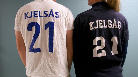 T-skjorter med Kjelsås og 21 bakpå