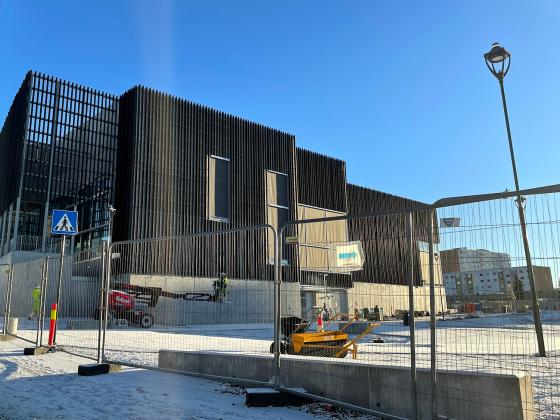 Bildet av Stovner svømmehall