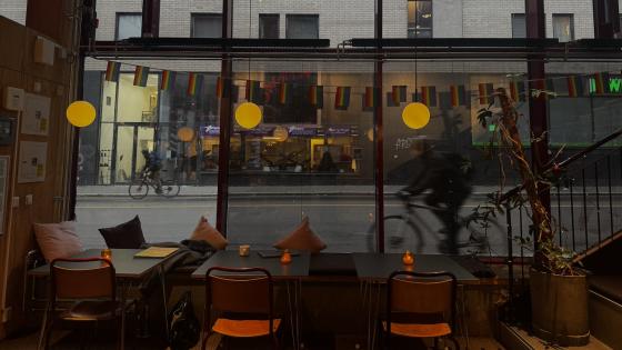 Sittehjørne i Vega´s  snackbar 