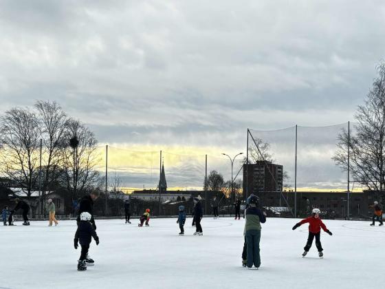 Voldsløkka kunstisbane 