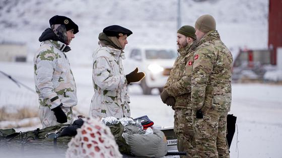 Franske og danske soldater p&aring; Gr&oslash;nland