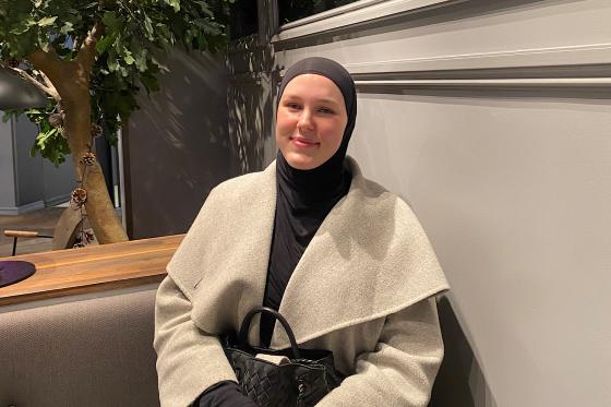 Nadia Isabell m&oslash;ter oss f&oslash;r Iftar 