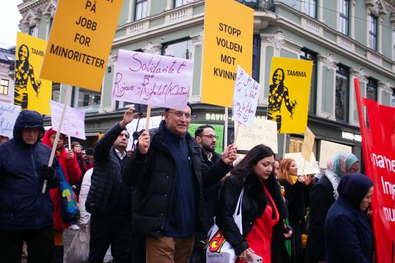 LINs hovedparole g&aring;r nedover Karl Johan p&aring; kvinnedagen