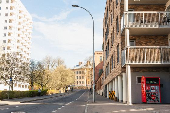 Gjenvinningsboks i Torvald Meyers gate