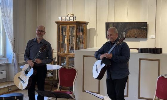 Gitaristene - &Aring;smund Stener Olsen og Vegard Lund