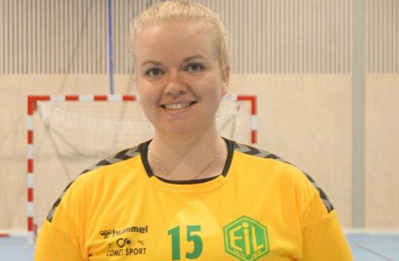 Vilde Isaksen på håndballbanen. 