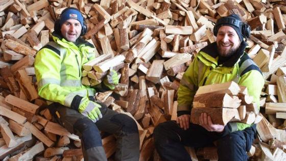 Vedprodusenter ser fornøyd ut med økt salget.