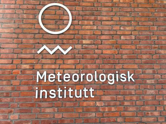 Skilt utenfor Meteorologisk Institutt