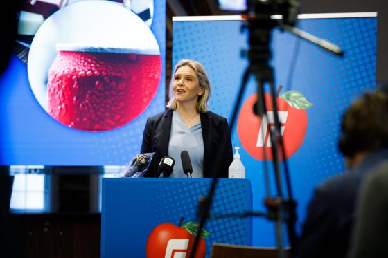 Sylvi Listhaug under Frps fremleggelse av alternativt budsjett.