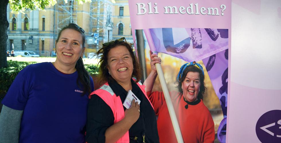 Else Kåss Furuseth (45) og sykepleier Marijke Johansen 