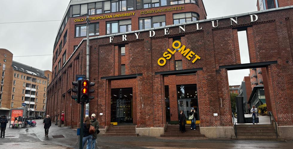 Inngangen til Oslomet ved Frydenlund.