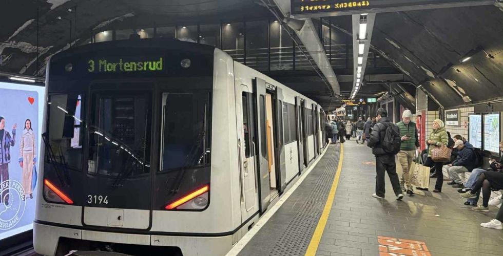 Linje 3 Mortensrud på Nationaltheateret 