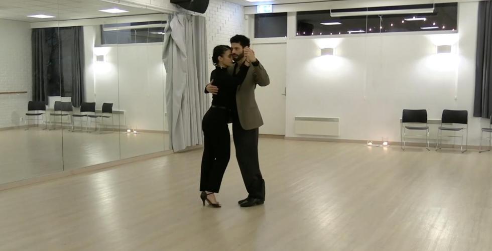 Instruktører danser Tango