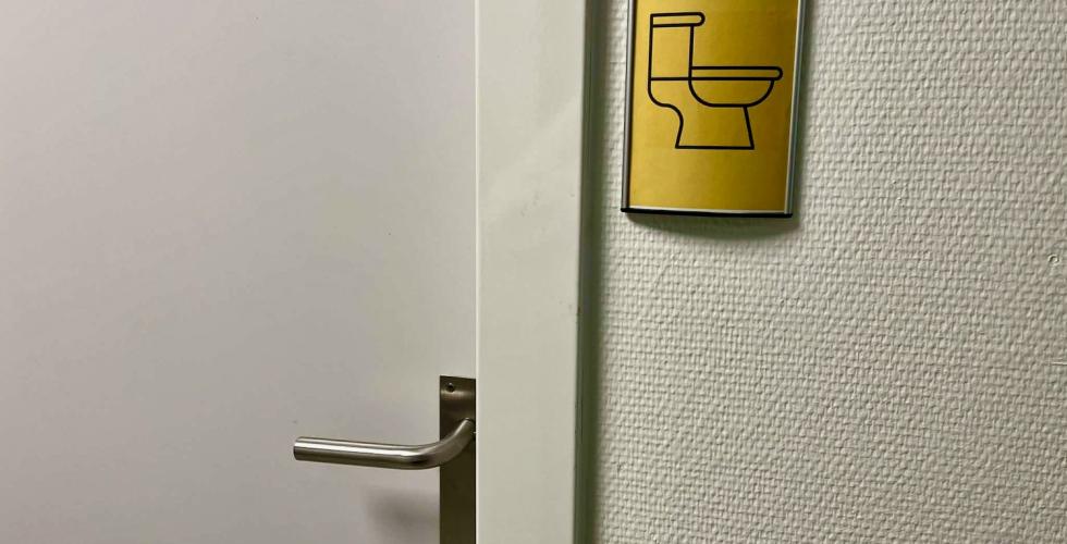 Bilde av toalettskilt